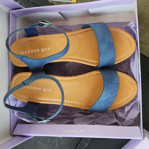 MADDEN GIRL Lifft Blue Paris - Picture 5 of 10